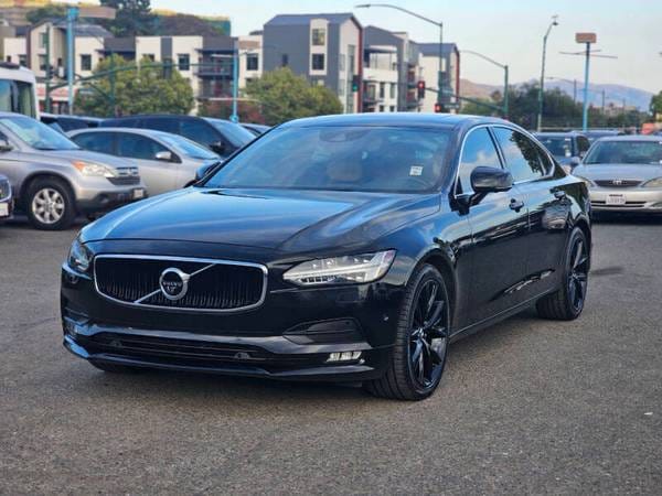 The 2018 Volvo S90 The 2018 Volvo S90