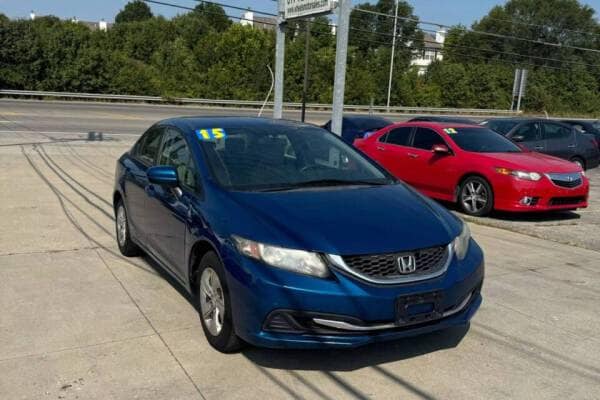 The 2015 Honda Civic The 2015 Honda Civic