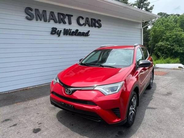 The 2017 Toyota RAV4 The 2017 Toyota RAV4