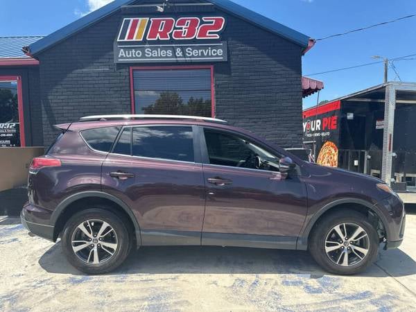 The 2018 Toyota RAV4 The 2018 Toyota RAV4
