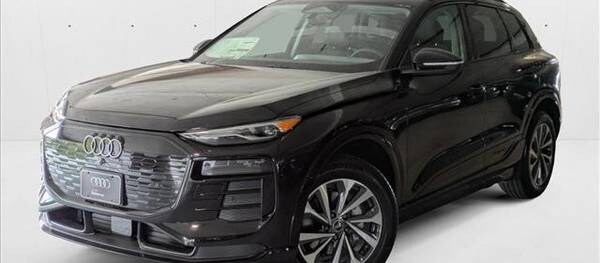 Audi Q6 e-tron 2025 Premium 4dr SUV AWD (electric DD)
