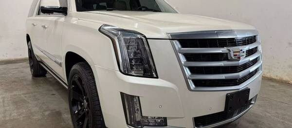 Cadillac Escalade ESV 2015 Premium 4dr SUV 4WD (6.2L 8cyl 8A)