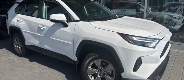 Toyota RAV4 2025 XLE 4dr SUV AWD (2.5L 4cyl 8A)