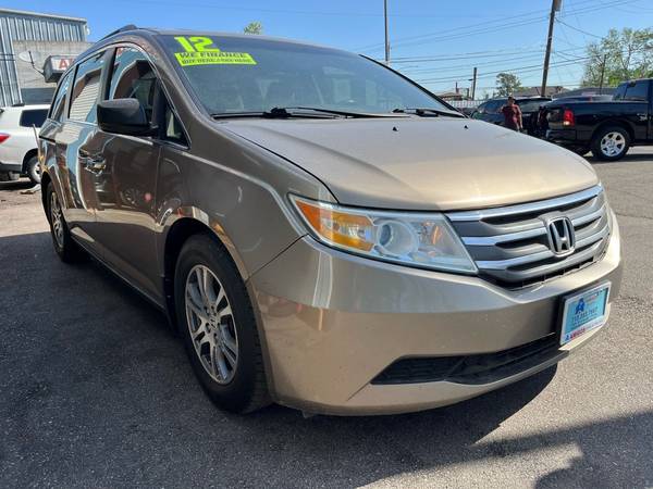 The 2012 Honda Odyssey The 2012 Honda Odyssey