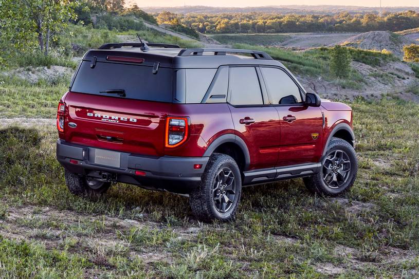 2022 Ford Bronco Sport Pictures - 83 Photos | Edmunds