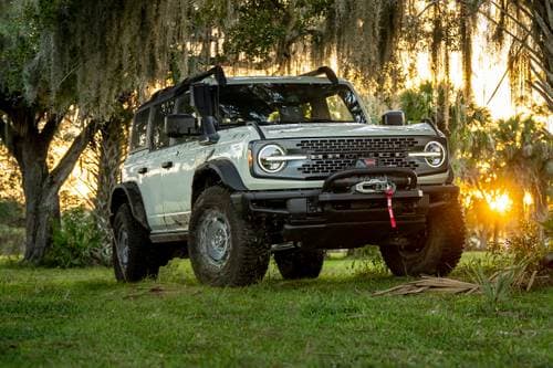 2022 Ford Bronco Everglades Convertible SUV Exterior