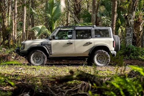 2022 Ford Bronco Everglades Convertible SUV Profile