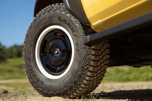 2024 Ford Bronco Heritage Limited Edition Convertible SUV Wheel