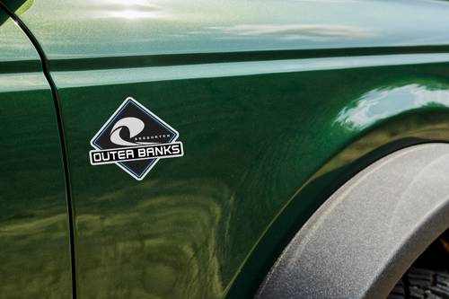 2025 Ford Bronco Outer Banks Convertible SUV Fender Badge