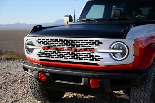 2025 Ford Bronco Stroppe Edition Convertible SUV Exterior Detail