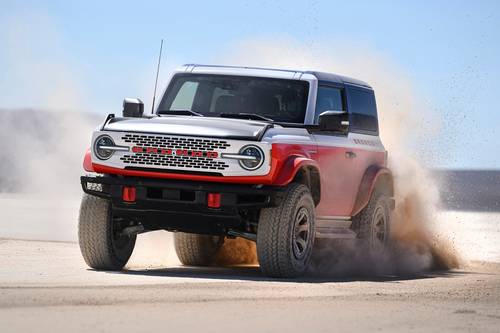 2025 Ford Bronco Stroppe Edition Convertible SUV Lifestyle Exterior