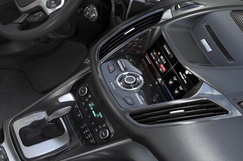 2013 Ford C-Max Energi Wagon Center Console