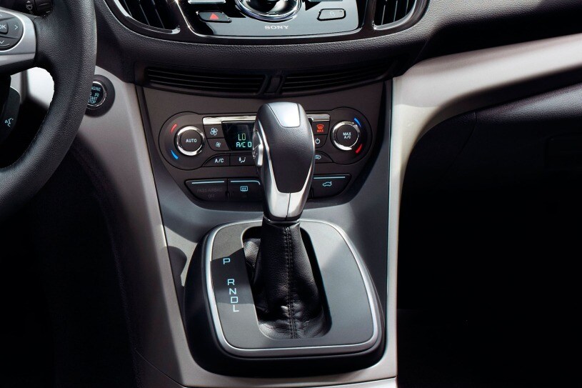 2016 Ford C Max Hybrid Pictures 21 Photos Edmunds
