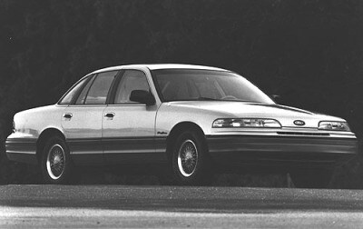 Used 1992 Ford Crown Victoria Sedan Review & Ratings | Edmunds