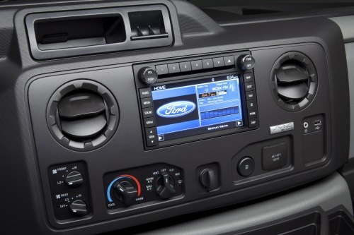 2013 Ford E-Series Van E-150 Cargo Van Center Console