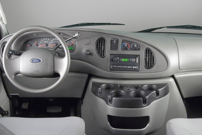 2008 Ford Econoline Cargo Pictures 66 Photos Edmunds