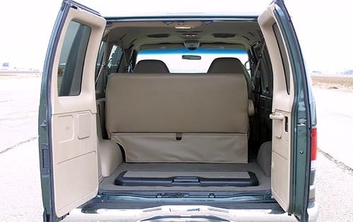 2002 Ford Econoline Wagon Pictures 55 Photos Edmunds