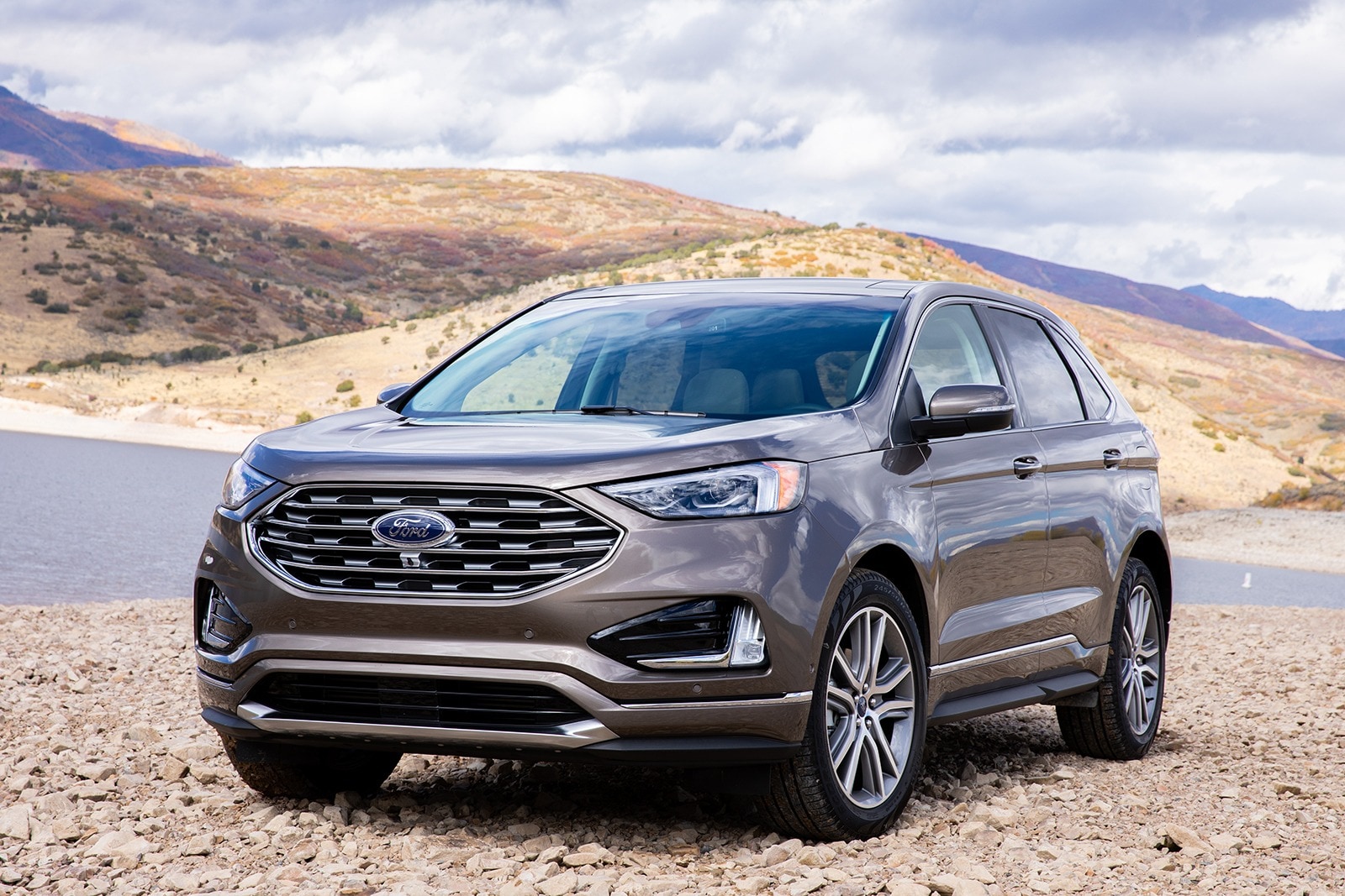 2019 Ford Edge Review & Ratings