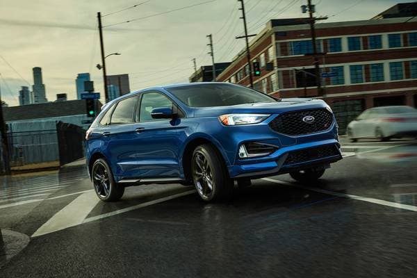 Best Family Suvs Top Rated For 2019 Edmunds 2019 Ford Edge Suv