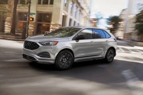 Ford Edge SE 4dr SUV Exterior. Appearance Package Shown.