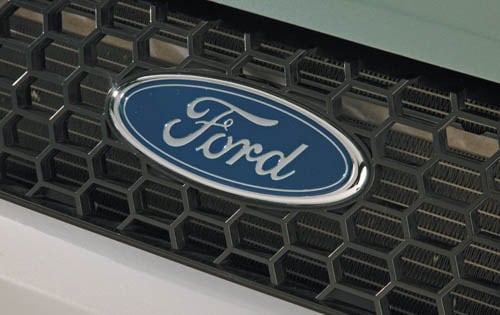 2007 Ford Escape Hybrid Base Badging