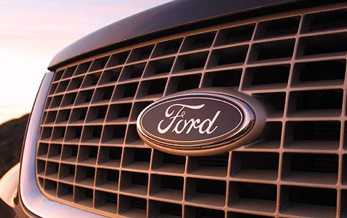 2003 Ford Expedition Badging Shown