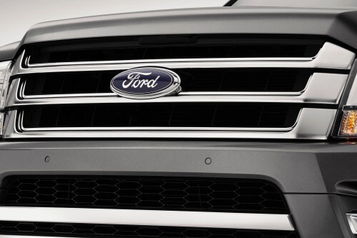 2016 Ford Expedition Platinum 4dr SUV Front Badge