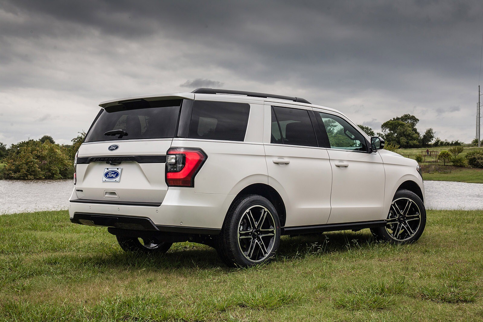 3rd Row Suv For Sale >> Best Family Suvs Top Rated Family Suvs For 2019 Edmunds 3rd Row Suv For Sale >> Best Family Suvs Top Rated Family Suvs For 2019 Edmunds