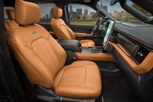 Ford Expedition Platinum 4dr SUV Interior