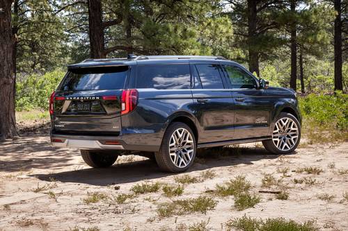 2025 Ford Expedition MAX Platinum 4dr SUV Exterior