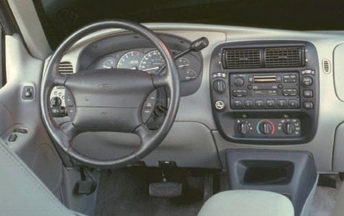 1995 Ford Explorer Pictures 9 Photos Edmunds