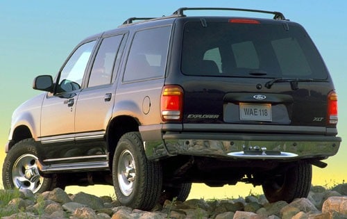 2000 Ford Explorer 4 Dr XLT 4WD Utility