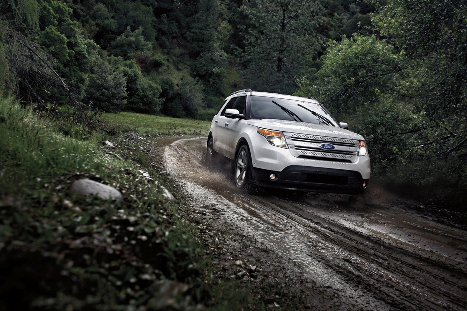 2015 Ford Explorer Fuel Tank Capacity