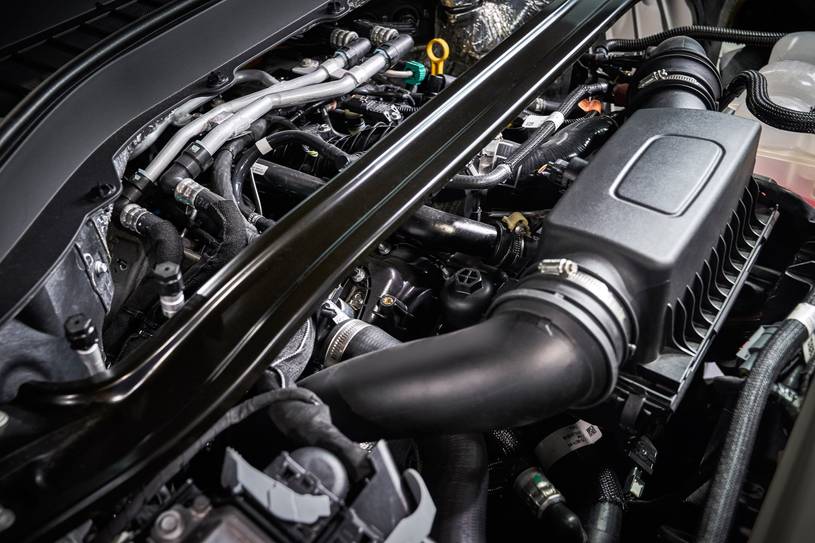 Ford Explorer Platinum 4dr SUV 3.0L V6 Turbo Engine