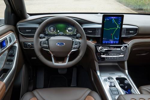 Ford Explorer King Ranch 4dr SUV Steering Wheel Detail