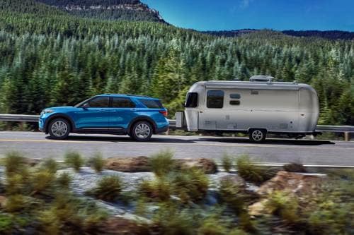 2023 Ford Explorer Limited Hybrid 4dr SUV Lifestyle Exterior