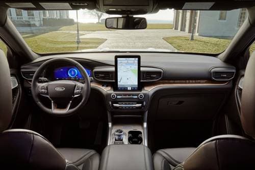 Ford Explorer Platinum 4dr SUV Dashboard