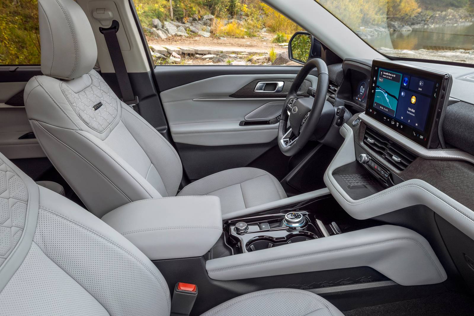 Ford Explorer Interior Space and Technology