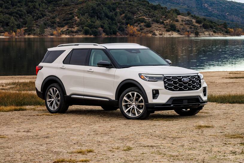 2026 Ford Explorer Platinum 4dr SUV Exterior Shown