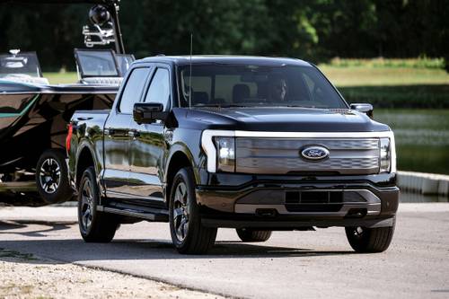 2024 Ford F-150 Lightning Lariat Crew Cab Pickup Exterior