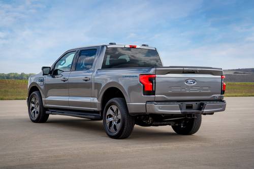 2025 Ford F-150 Lightning Flash Crew Cab Pickup Exterior