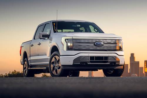 2025 Ford F-150 Lightning Lariat Crew Cab Pickup Exterior