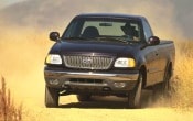 2000 Ford F-150 2 Dr XLT Standard Cab LB