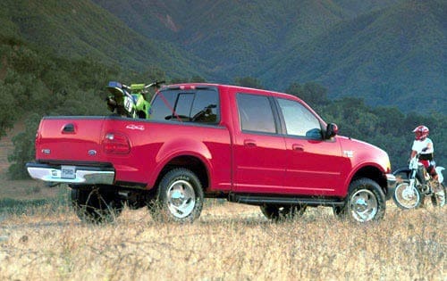 2001 Ford F-150 4dr SuperCrew XLT 4WD Styleside SB Shown