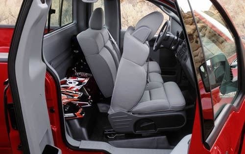 2004 Ford F-150 2dr Regular Cab XL Door Detail
