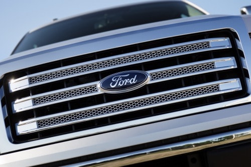 2013 Ford F-150 Lariat Crew Cab Pickup Front Badge