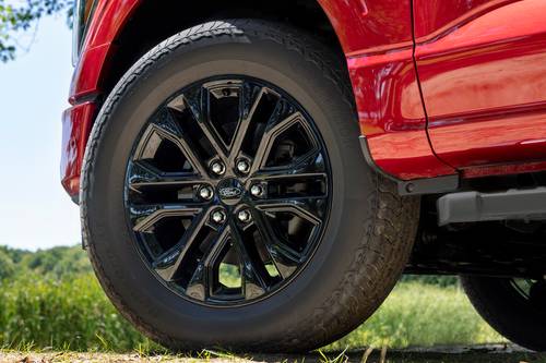 2024 Ford F-150 Lariat Crew Cab Pickup Wheel