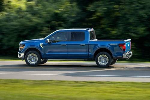 2025 Ford F-150 XLT Crew Cab Pickup Profile