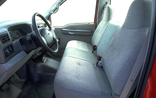 2000 Ford F-350 Super Duty 4dr SuperCab XL Interior Shown