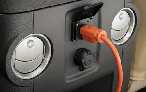 2011 Ford F-250 Super Duty Crew Cab Rear Power Outlet Detail